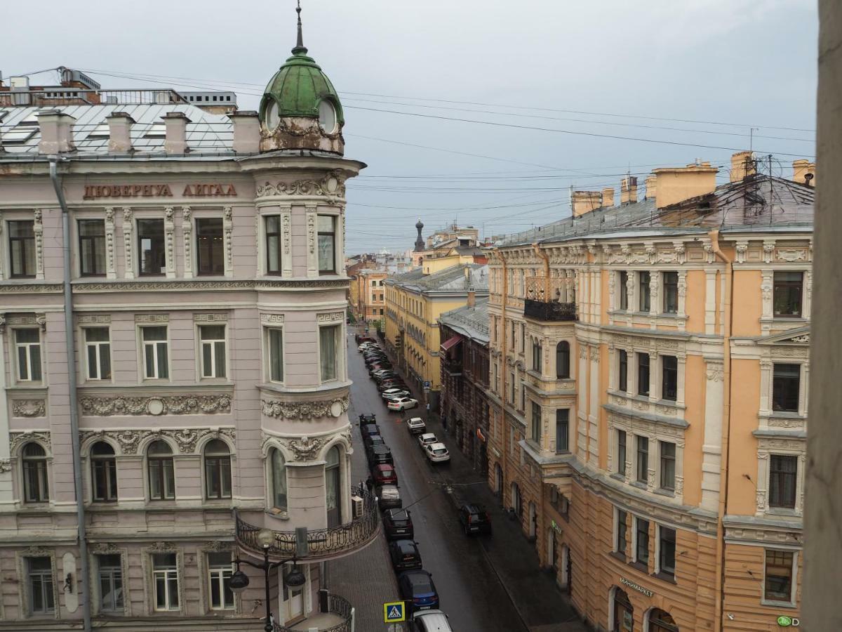 Dell Arte Hotell St. Petersburg Eksteriør bilde